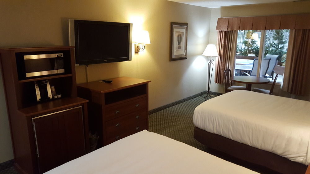 C'Mon Inn & Suites Φάργκο Εξωτερικό φωτογραφία